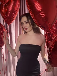 love to everyone💘 de SherryBaers  3 Imagens