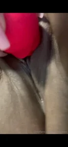obmik_queen Wet pussy Pic 2