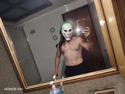 Moaning de tupadrastromalo  4 Imagens