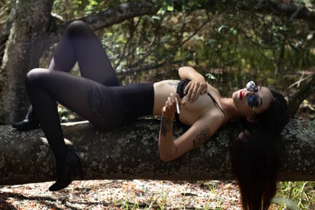 Aleska_MiamiのSexuality is about being yourselfの 2枚の写真