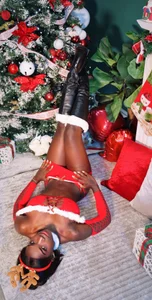 SamHill_1 Merry Christmas 2025 🎄 Pic 2