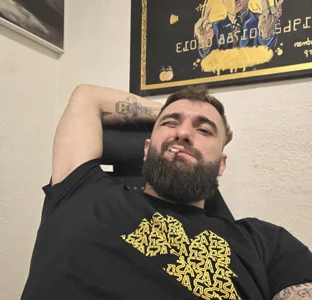 Dick_so_big as Bilde