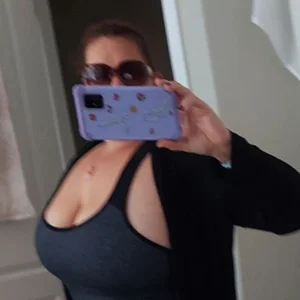 Milfcandy@xh Public Pic