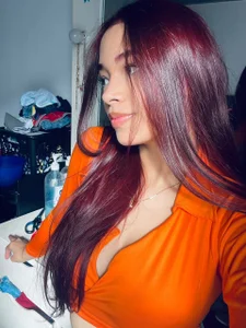 Nicole_vega18 🖤 Billede 2