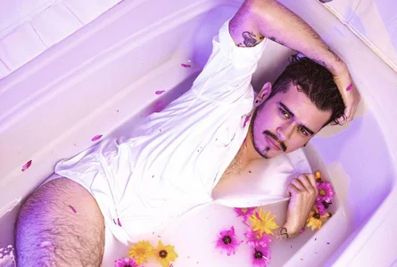 Chriss_Hunt Welcome Immagine  2