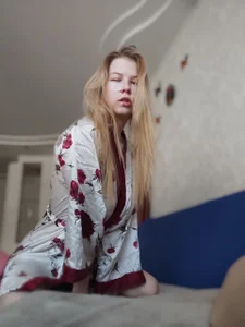 LynetHakes Flesh and Fabric Pic 4