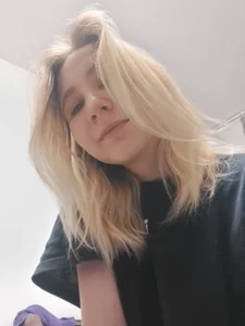 Me de ChristyW3b  4 Imagens