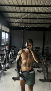 dilan_scootk_j GYM DAY صورة واحدة|dilan_scootk_j GYM DAY صورتان|dilan_scootk_j GYM DAY  4 صور|dilan_scootk_j GYM DAY  4 صورة