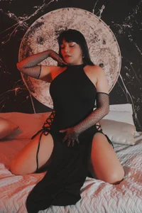 AmberGreyy_ I'm here to seduce you 👯🖤! Pic 8