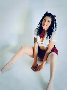 your naughty schoolgirl de Eimy_Sexy_  7 photos