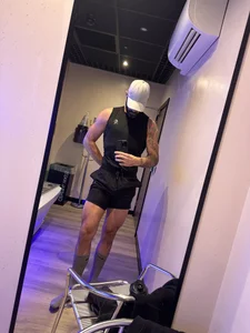 Public de Thickdickdominant  Imagens