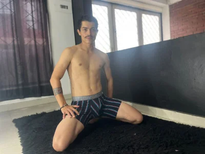 taylor_Stele Public Kuva