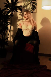 EvangelineLove_ IN MY ROOM Pic 4