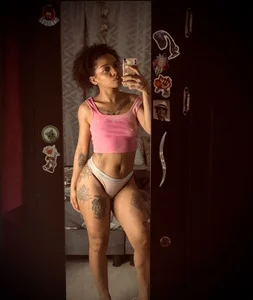 Tina_Danceのyummyの枚の写真