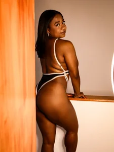 amara_queen_ Dare you?😍😍 Kuva 7