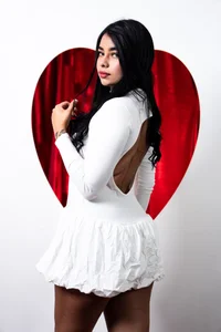 Zdjęcia michell_garcia1 Made to Make You Fall in Love 🥵😘✨✨:  7