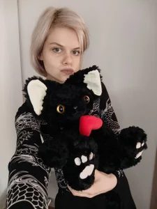 EllieMurler I'm different Pic 5