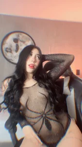 katnissa_28 Sweet… but dangerous 😈  4টি ছবি