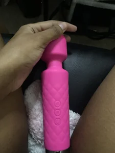 Prxincess_AAGodesss Pink vibrator Pic 3