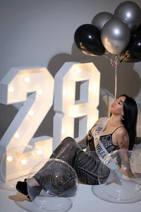 Happy 28 od EmmyEvans1  5 snímek