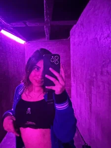 imsofi_kf Look at me รูป  3