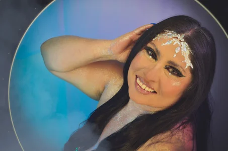 Keyla01_ kullanıcısının GLITTER SESION DE PHOTOS albümü -  4 fotoğraf