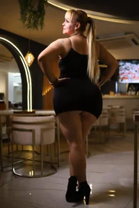 victoria_mooreeCasual图片