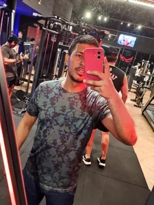 Rezenh Public Foto 4