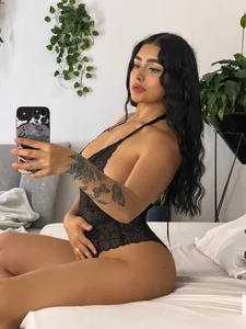 Kleverly_Manson1 💞 Embrace the power of divine femininity Pic 2