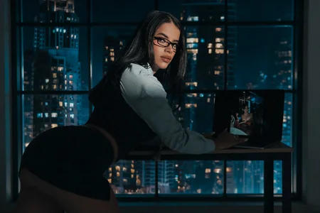 KateSunder Are you coming to my office? Foto 4