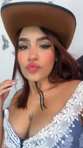 Channel-Parker come warm up with me Pic 6