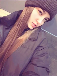 ChanaEbersol 2 Gambar