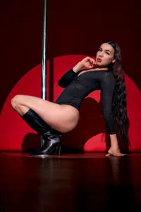 Almazz_Hot Public зображення
