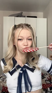 Foxy_Blondie Classroom Cutie🎒🎀 Pic 6