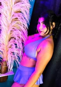 khloe_Queen_ Public Hình 4