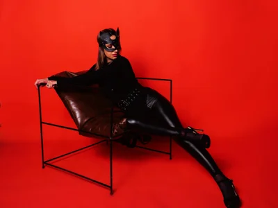 PassionGlow Claws Out, Clothes Off 😼 Pic 6