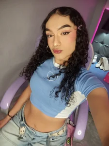I love how I look like this me ❤️❤️❤️ de scarletcherry18 Foto 4