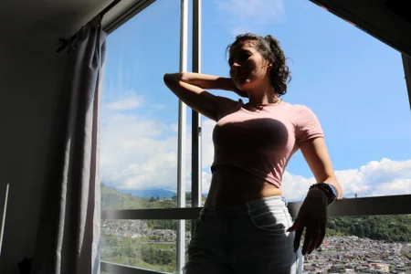 GabrielaMK Casual টি ছবি