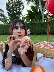 ParisFox_ Our Valentine’s Date 💘 Pic 3