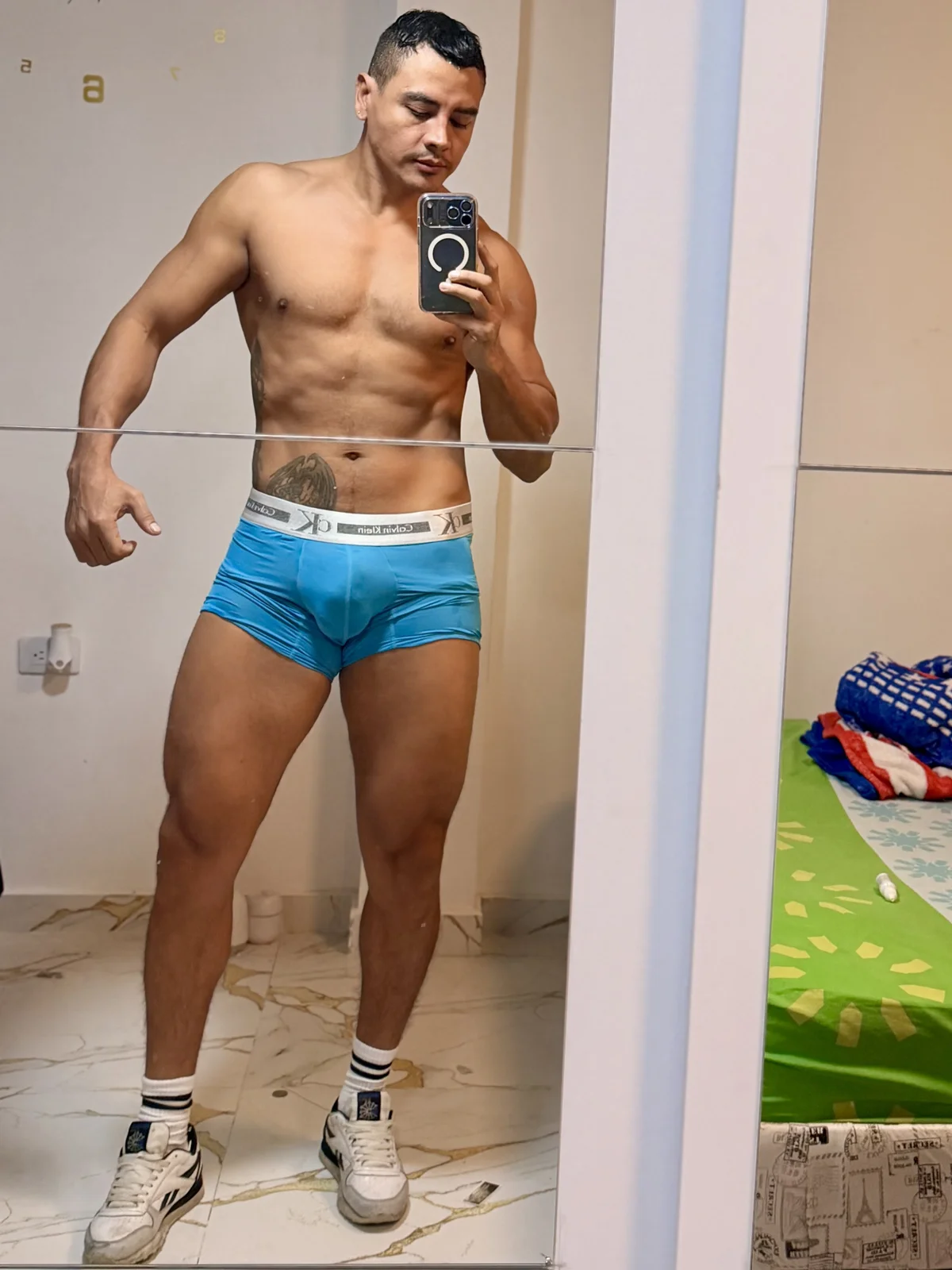 Paul22cm- Trendaava kuva 1348