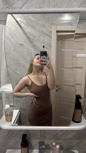 ElizaEnsz Public slika 4