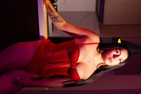 Karentatiana_のI like red color❤️の 2枚の写真