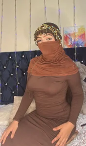 Do you want to play with this Arab sex? de Dana-Alabi Foto 5