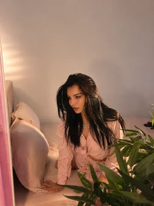 look at me first de BiancaKennedy  7 Imagens