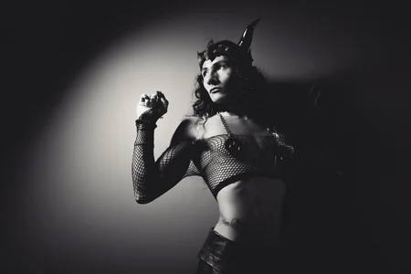 Zafiro_subversiva Evil Girl Foto 5