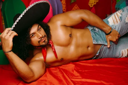 MikeEstevess 5 MAY IT'S HERE!! 🌮🌮 Pic 3