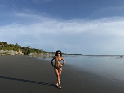 stellart Beach 🏝️💚💛❤️ Pic 7