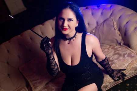 CassidyVelvet My cute face Pic 3