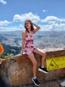 Tamy_edwards a new place to visit Pic 2