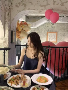 4 foto di nudo XXX di caomei2580